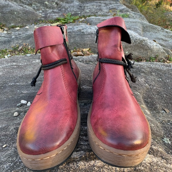 Rieker Z6771-35 Fee 93 Burgundy Red Floral Vegan Foldover Ankle Bootie Boot - Picture 11 of 16